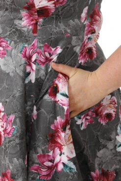 Harriet Floral Swing Dress In Extended Sizing 9 Harriet Floral Swing Dress In Extended Sizing -EliteCloset Sales Store 169115282166620PS20D1